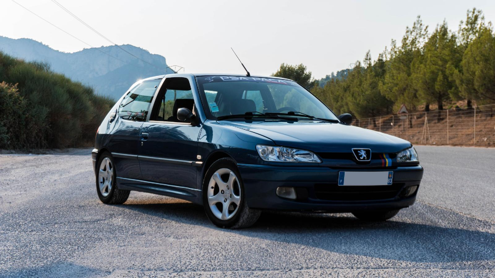 flash-auto-peugeot-306